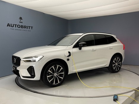 VOLVO XC60 T6 eAWD...