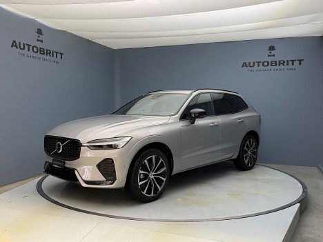 VOLVO XC60 2.0 B5 MH Core AWD