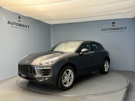 PORSCHE Macan PDK