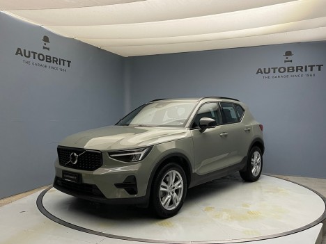 VOLVO XC40 2.0 B4 MH Plus Dark