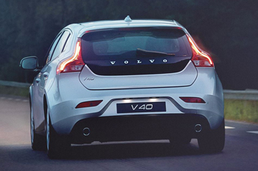 VOLVO V40