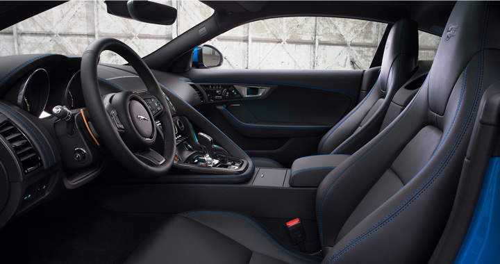 ftype-coupe-interieur