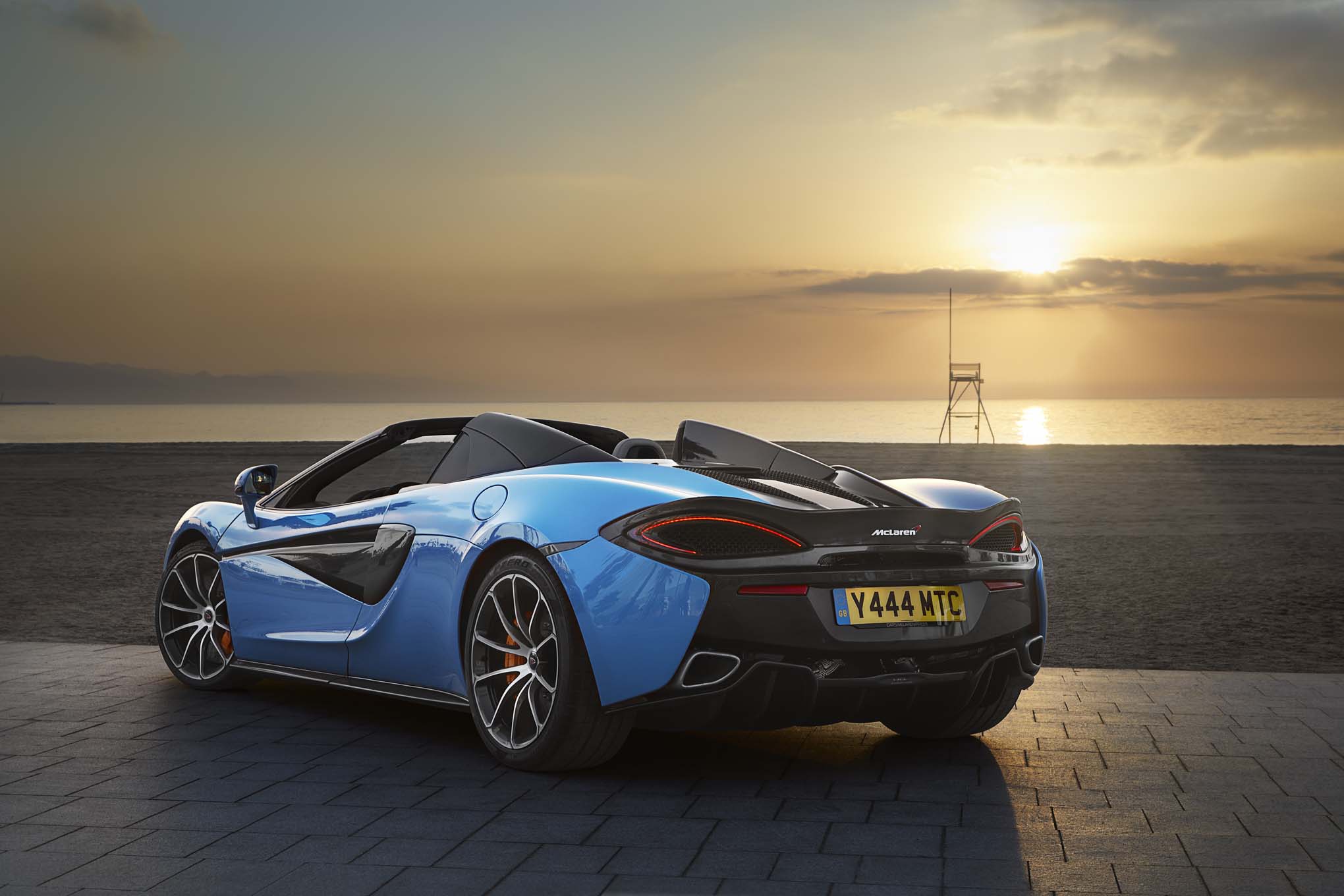 McLaren 570S Spider - McLaren Genava