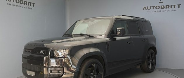LAND ROVER Defender 110 3.0 D I6 250 X-Dynamic SE